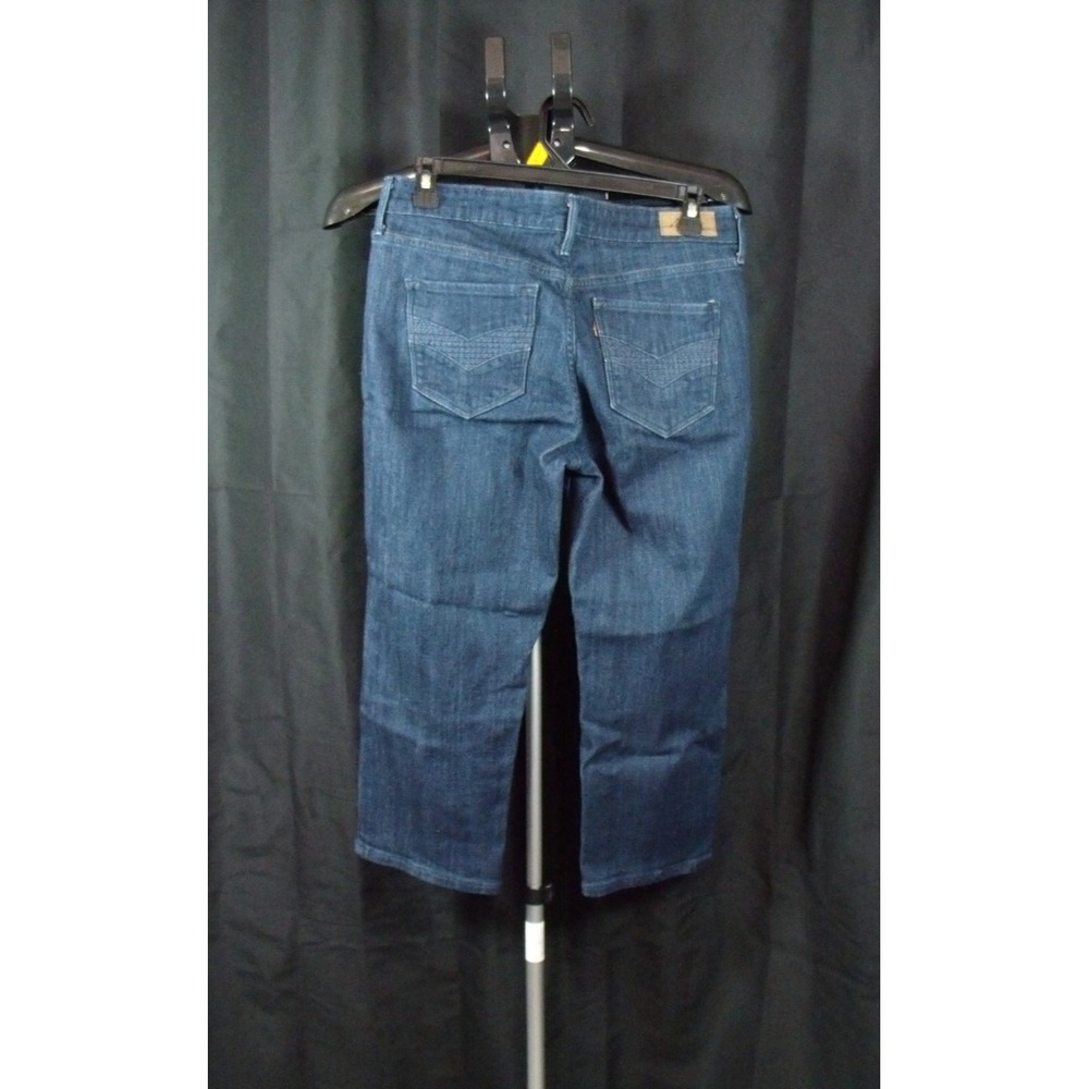 Levi's Dark Wash Demi Curve Classic Jeans Size 8 / 29 crop pants